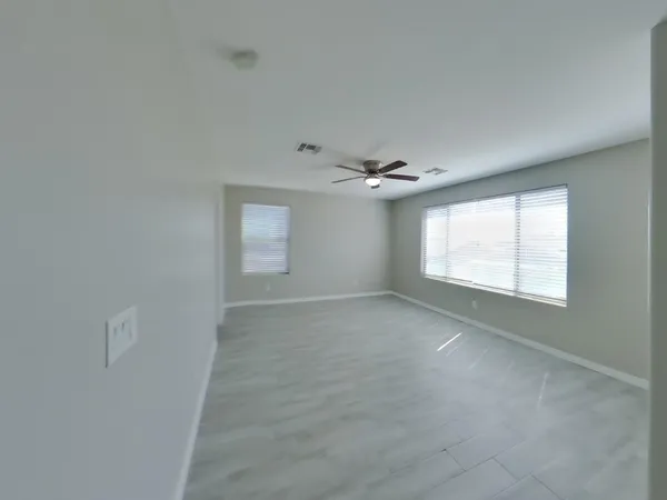 $1,909 | 819 West Dana Drive, San Tan Valley, AZ 85143