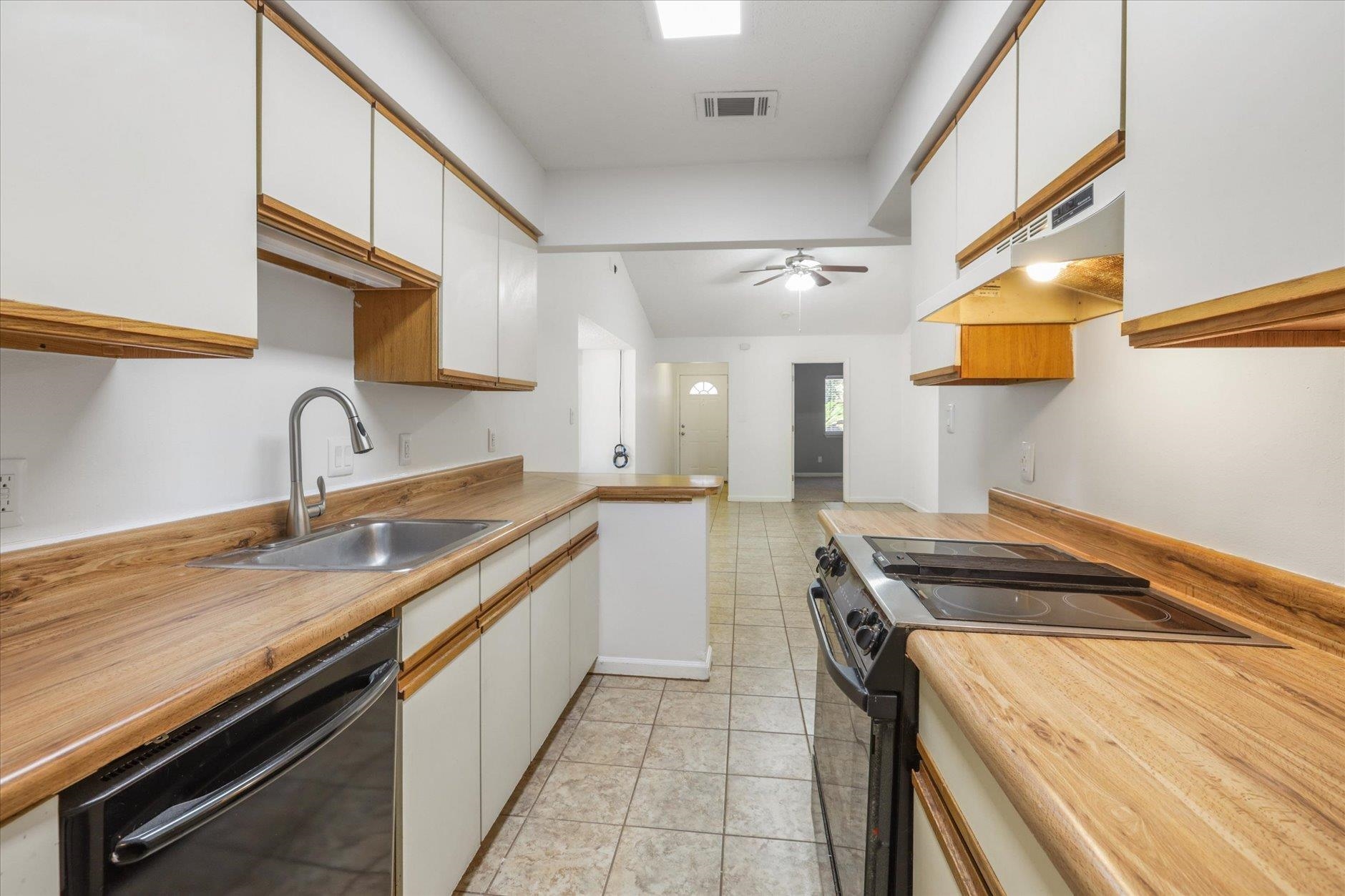 1806 Falconcrest Street Tallahassee, FL 32303 - Photo 20 of 46