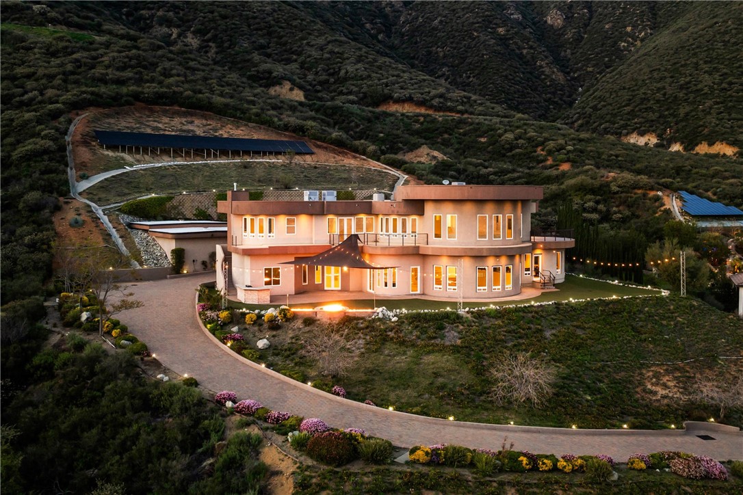 10320 Snowdrop Road Rancho Cucamonga, CA 91737 - Photo 1 of 1 a view of a large building