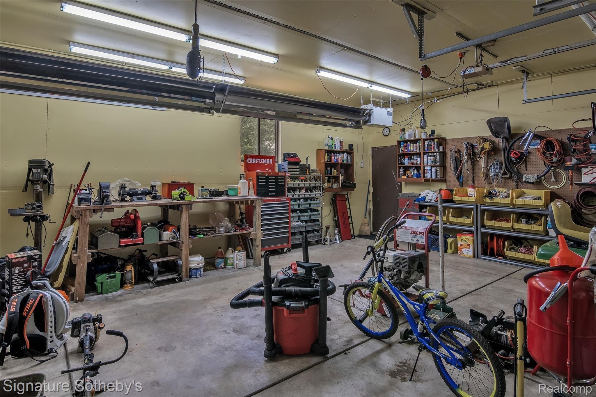 8930 Tipsico Lake Road Holly, MI 48442 - Photo 54 of 63 9AA1022B-423C-42DB-8D4B-075AAC34F451.jpeg