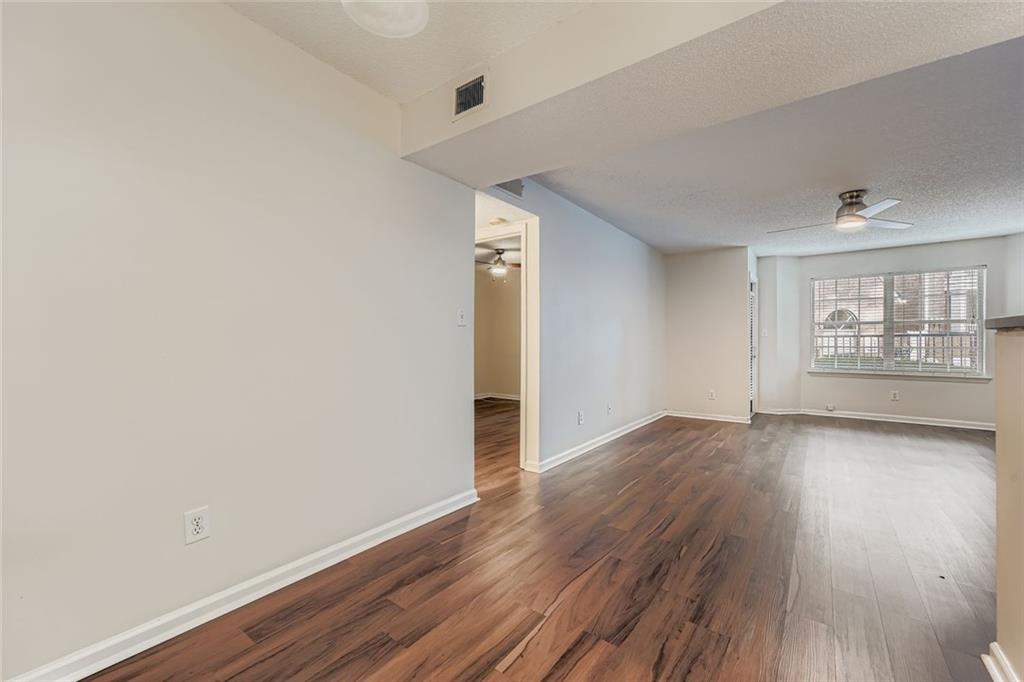 4100 Chastain Park Court Northeast Atlanta, GA 30342 - Photo 11 of 27