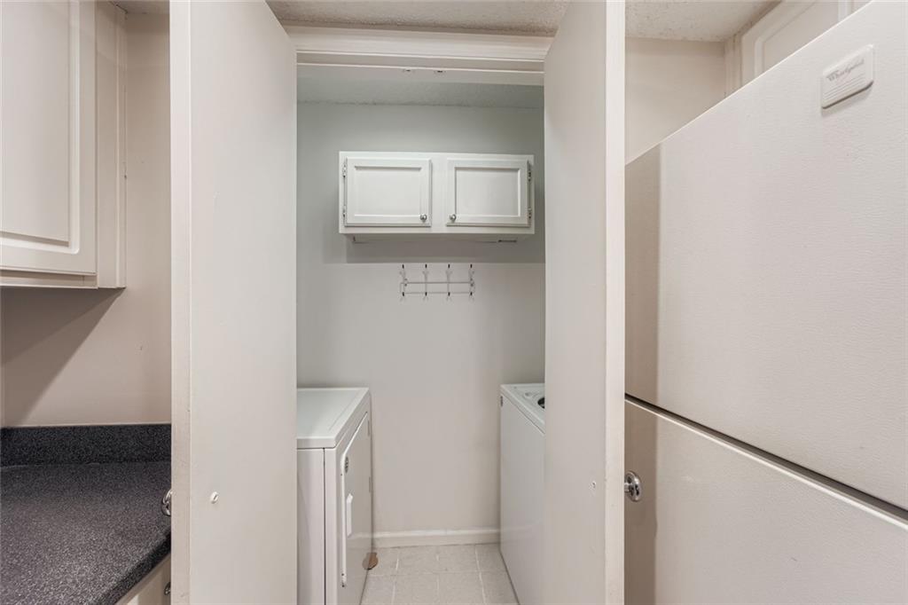 4100 Chastain Park Court Northeast Atlanta, GA 30342 - Photo 22 of 27