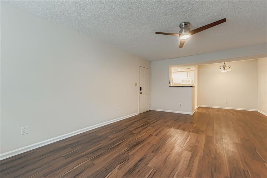 4100 Chastain Park Court Northeast Atlanta, GA 30342 - Photo 7 of 27