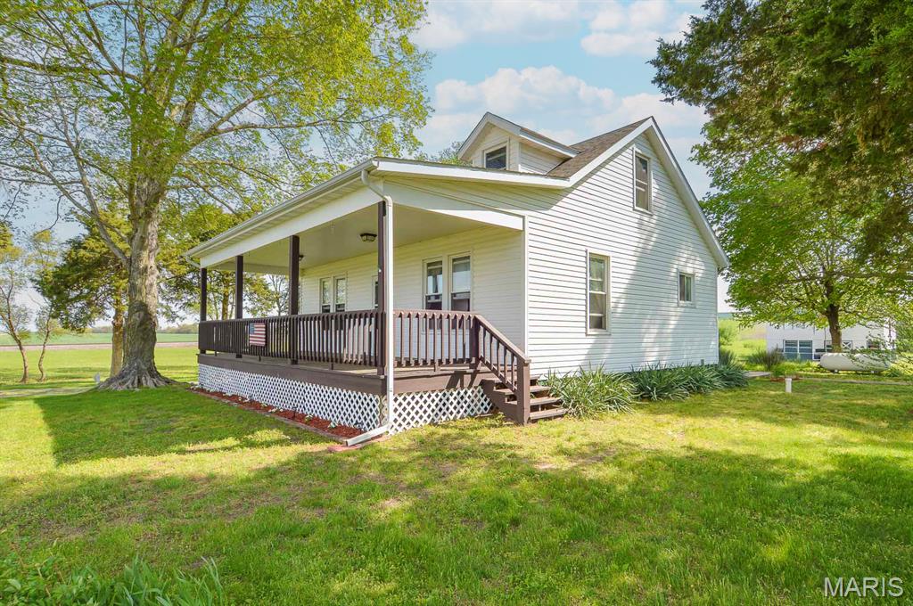 9324 Michael Road Sparta, IL 62286 - Photo 2 of 44