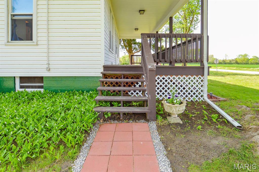 9324 Michael Road Sparta, IL 62286 - Photo 6 of 44