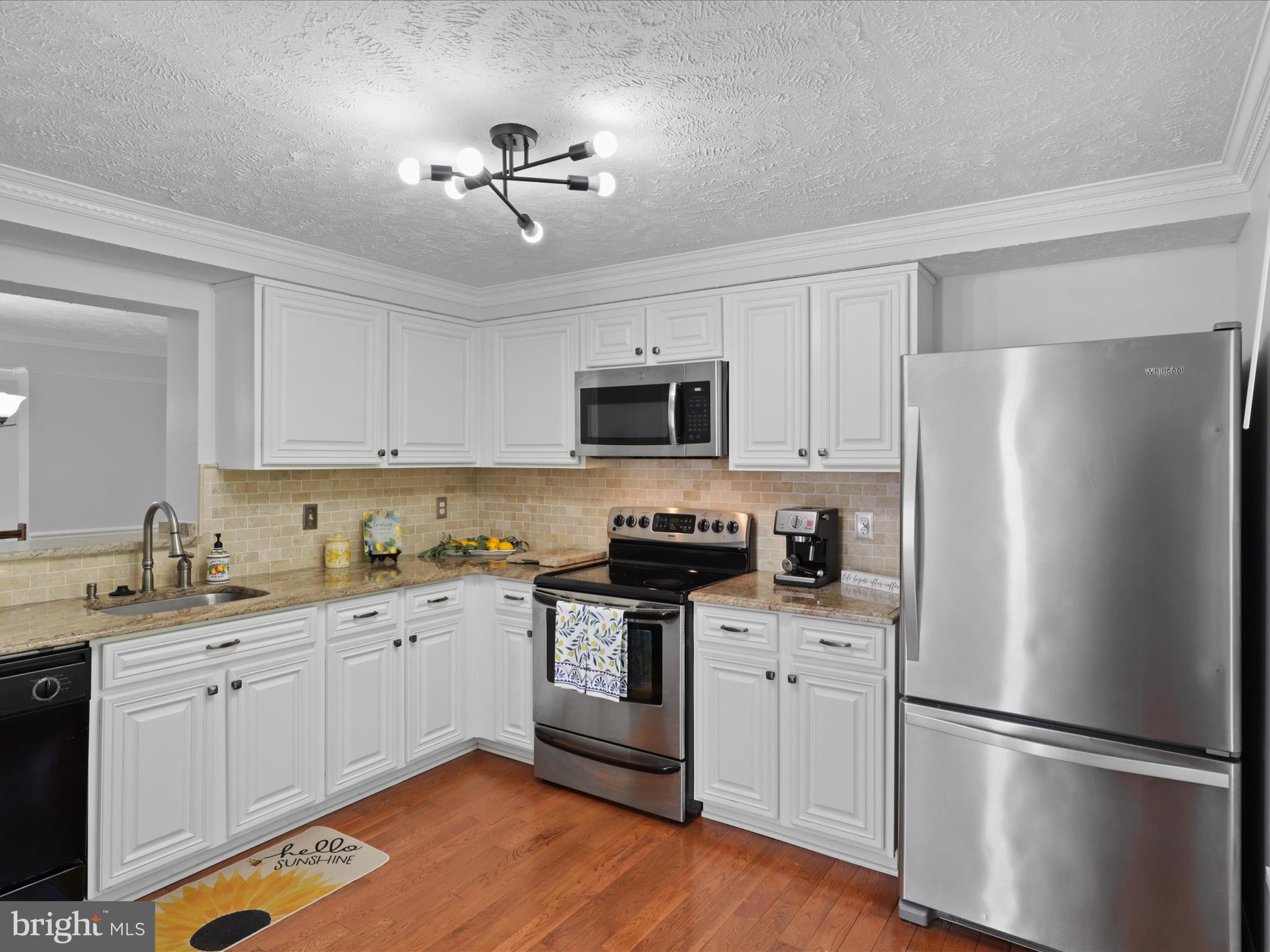 1510 Autumn Ridge Circle Reston, VA 20194 - Photo 10 of 53 Stainless-Steel Appliances