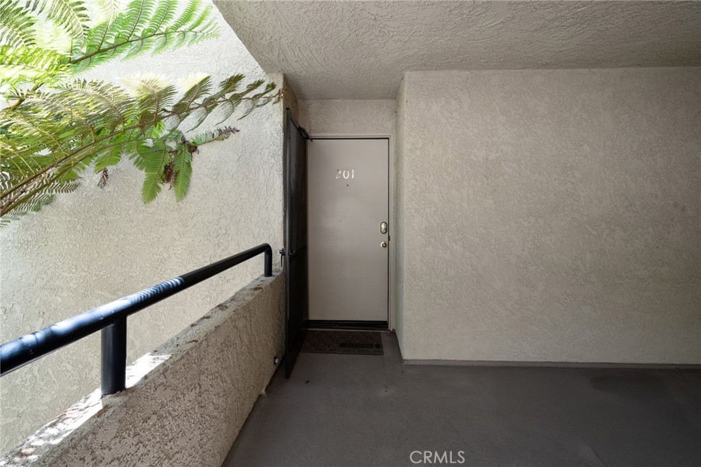 1237 East 6th Street, Unit 201 Long Beach, CA 90802 - Photo 19 of 27 a view of balcony