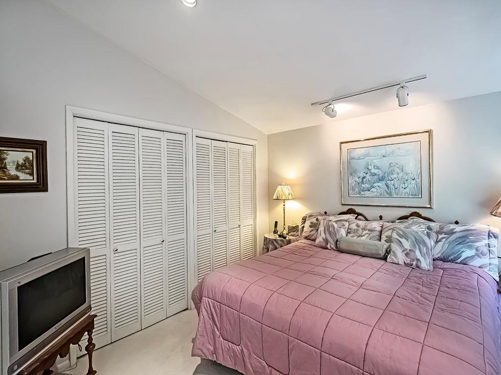 823 Rolling Rock Road Pittsburgh, PA 15234 - Photo 17 of 26 Gallery Image 17