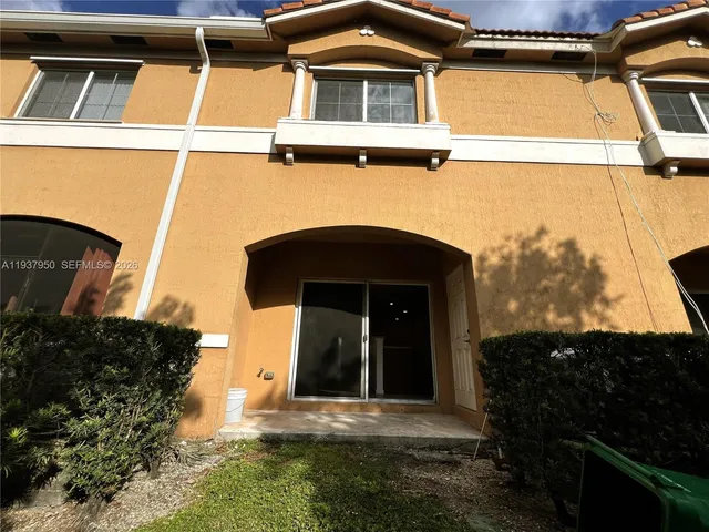 $365,000 | 5906 Woodlands Boulevard, Tamarac, FL 33319