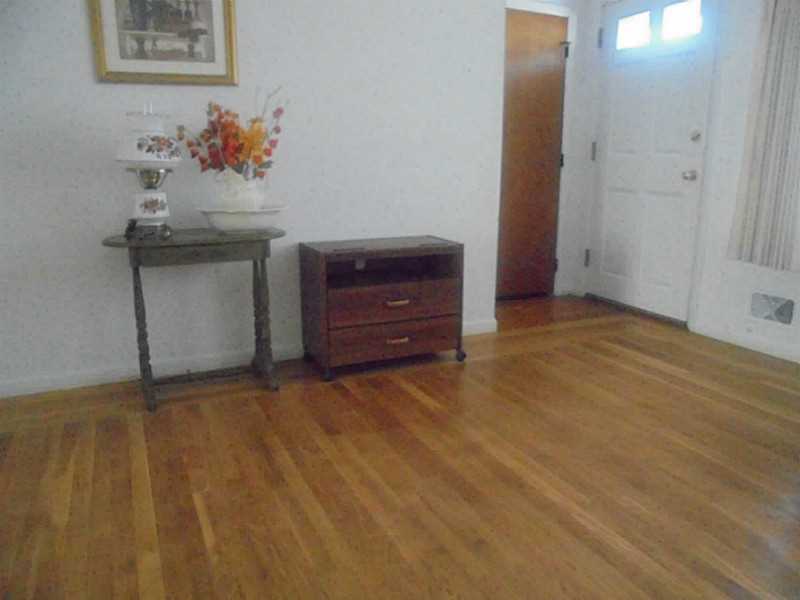 145 Rodney Road Warwick, RI 02889 - Photo 2 of 15 Living Room.