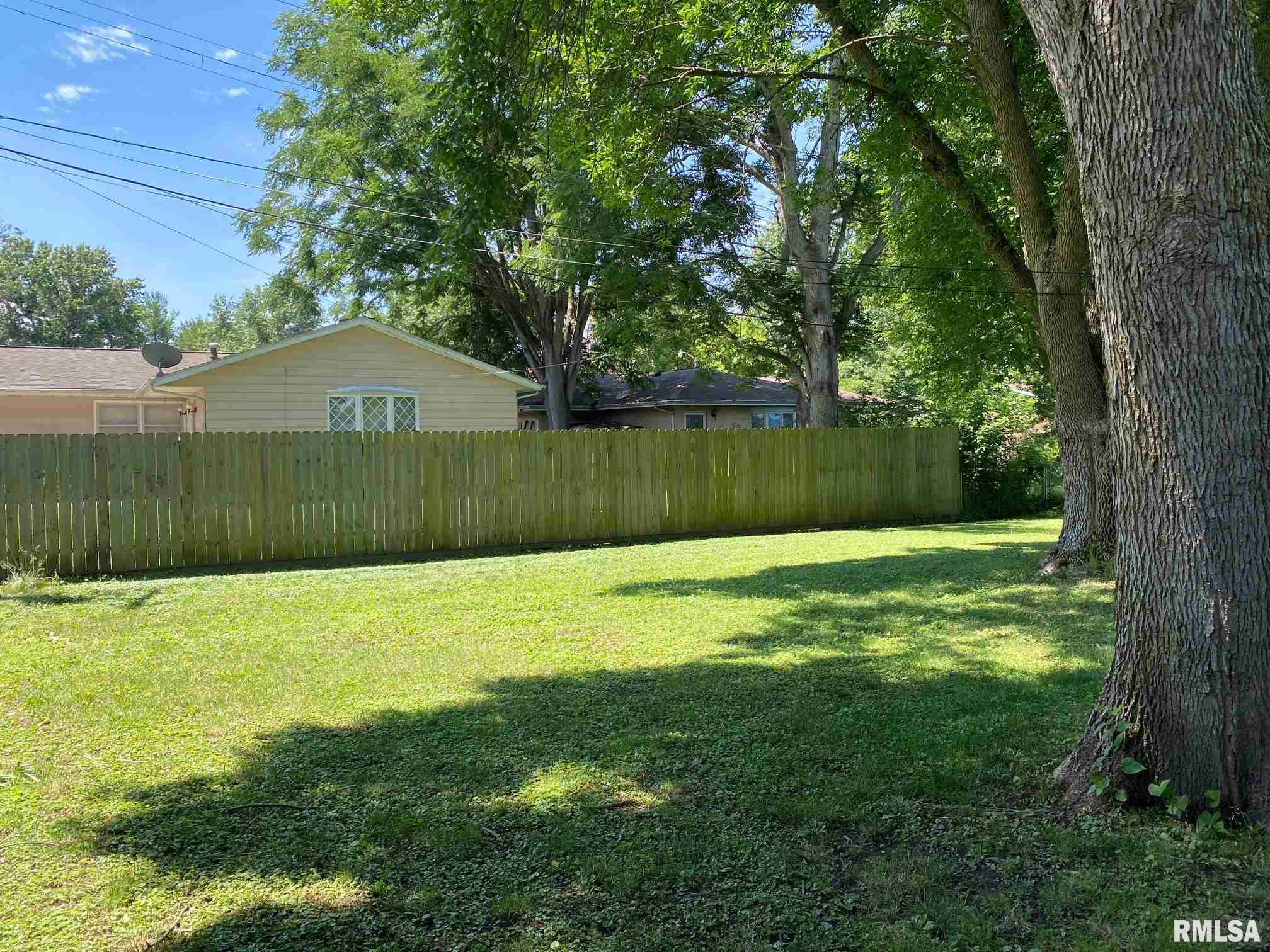 1209 Commanche Road Auburn, IL 62615 - Photo 17 of 17 Gallery Image 17