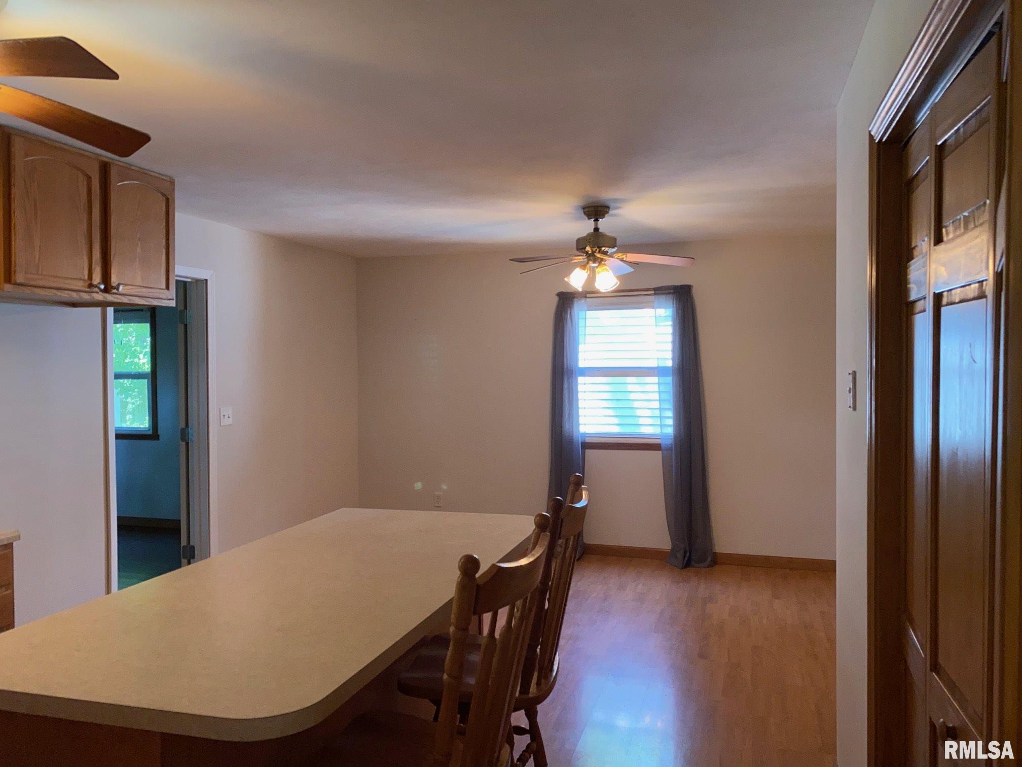 1209 Commanche Road Auburn, IL 62615 - Photo 5 of 17 Gallery Image 5