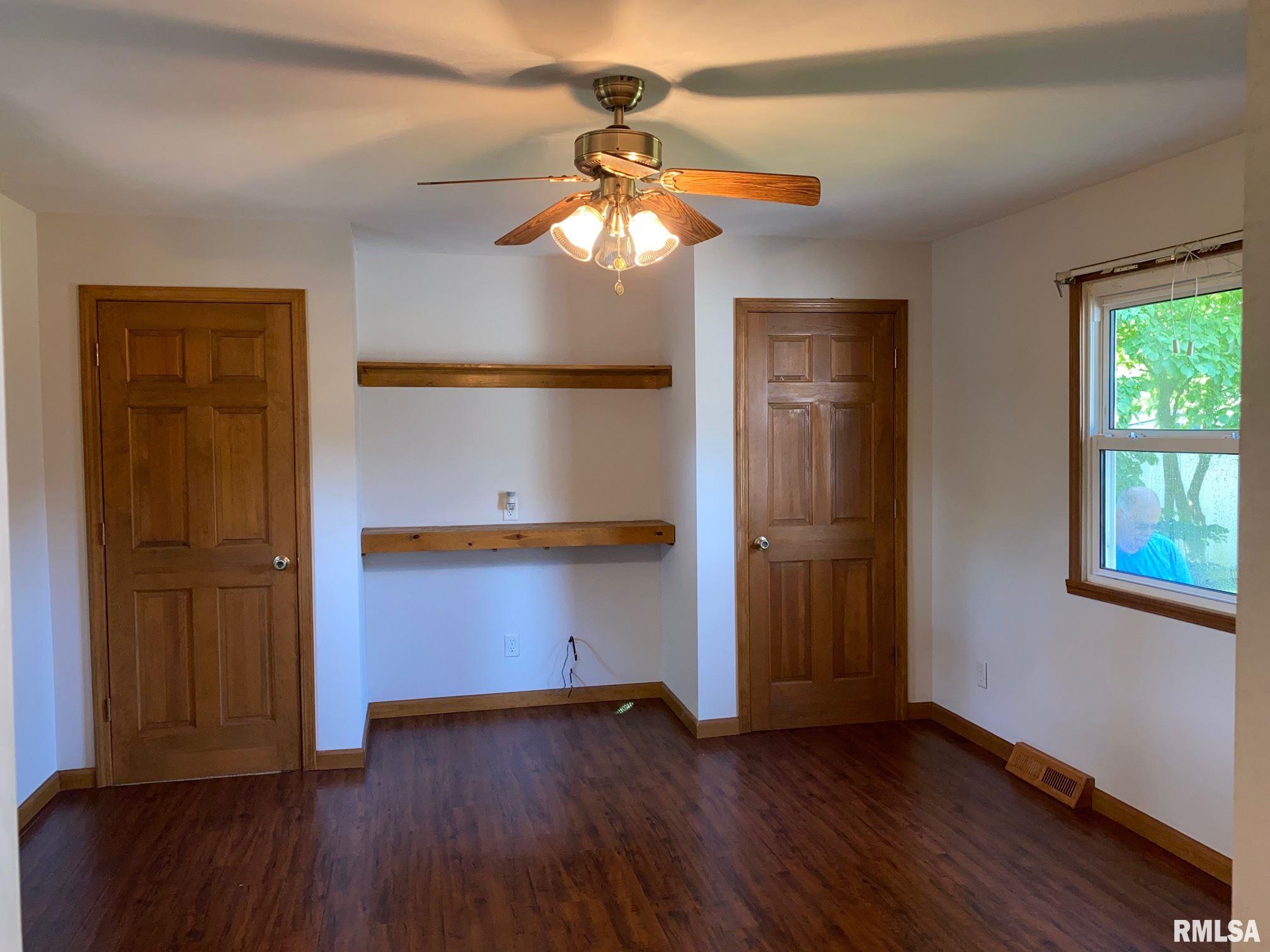 1209 Commanche Road Auburn, IL 62615 - Photo 7 of 17 Gallery Image 7