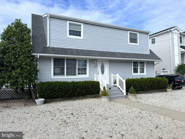 $1,399,000 | 218 West 7th Street, Ship Bottom, NJ 08008