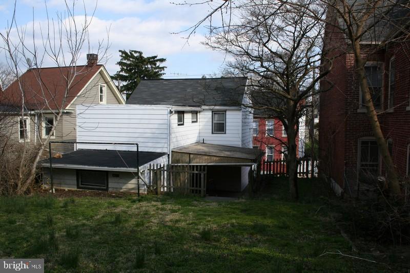 655 St Joseph Street Lancaster, PA 17603 - Photo 3 of 7 Gallery Image 3