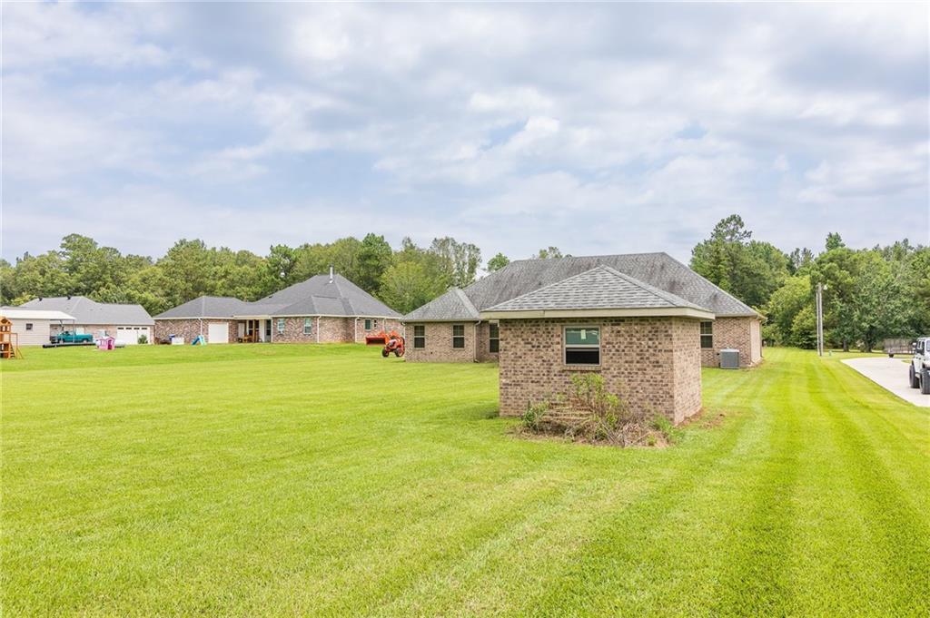 17251 Golf Course Road Loranger, LA 70446 - Photo 6 of 25