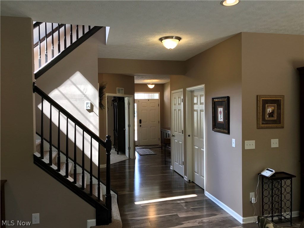 161 Burwick Road Cleveland, OH 44143 - Photo 3 of 35 Gallery Image 3