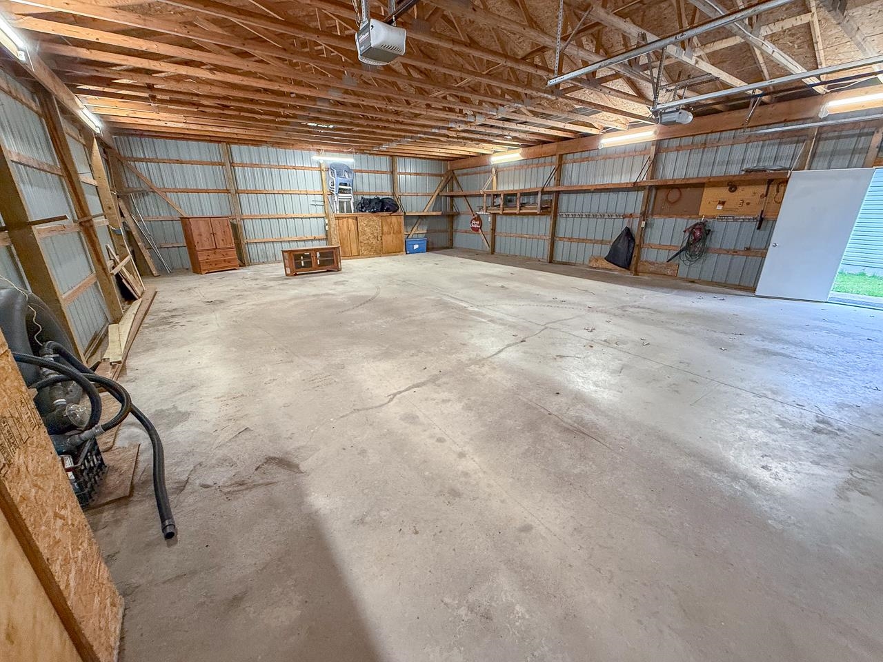 3960 West Clarence Road Harrison, MI 48625 - Photo 32 of 57
