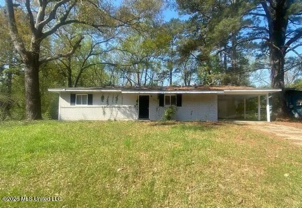 $72,900 | 3129 Lakewood Drive, Jackson, MS 39212