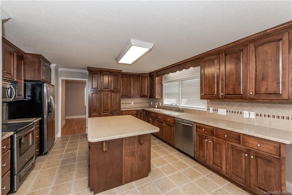 5345 Roberta Road Harrisburg, NC 28075 - Photo 12 of 41 Gallery Image 12