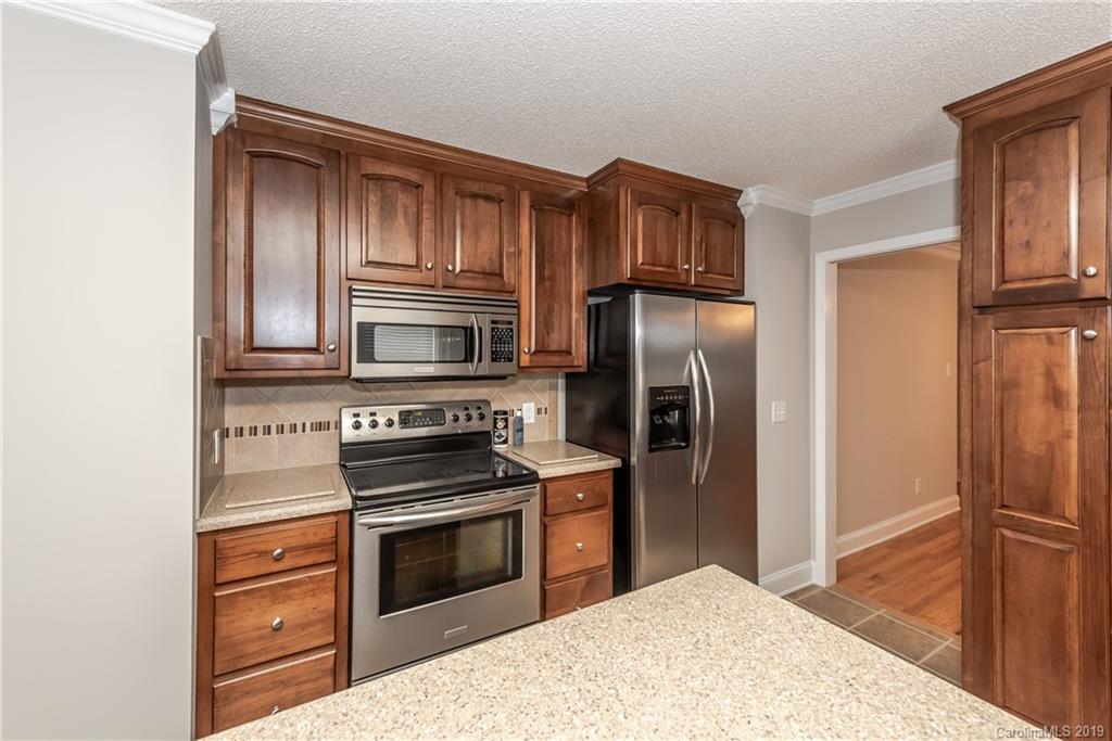 5345 Roberta Road Harrisburg, NC 28075 - Photo 16 of 41 Gallery Image 16