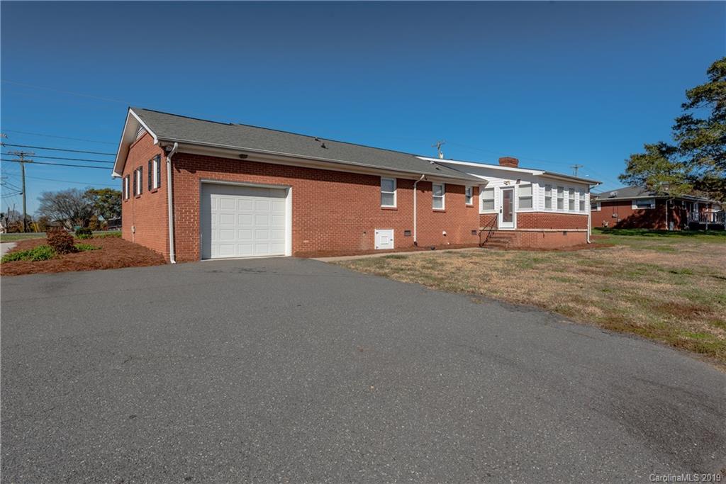 5345 Roberta Road Harrisburg, NC 28075 - Photo 37 of 41 Gallery Image 37