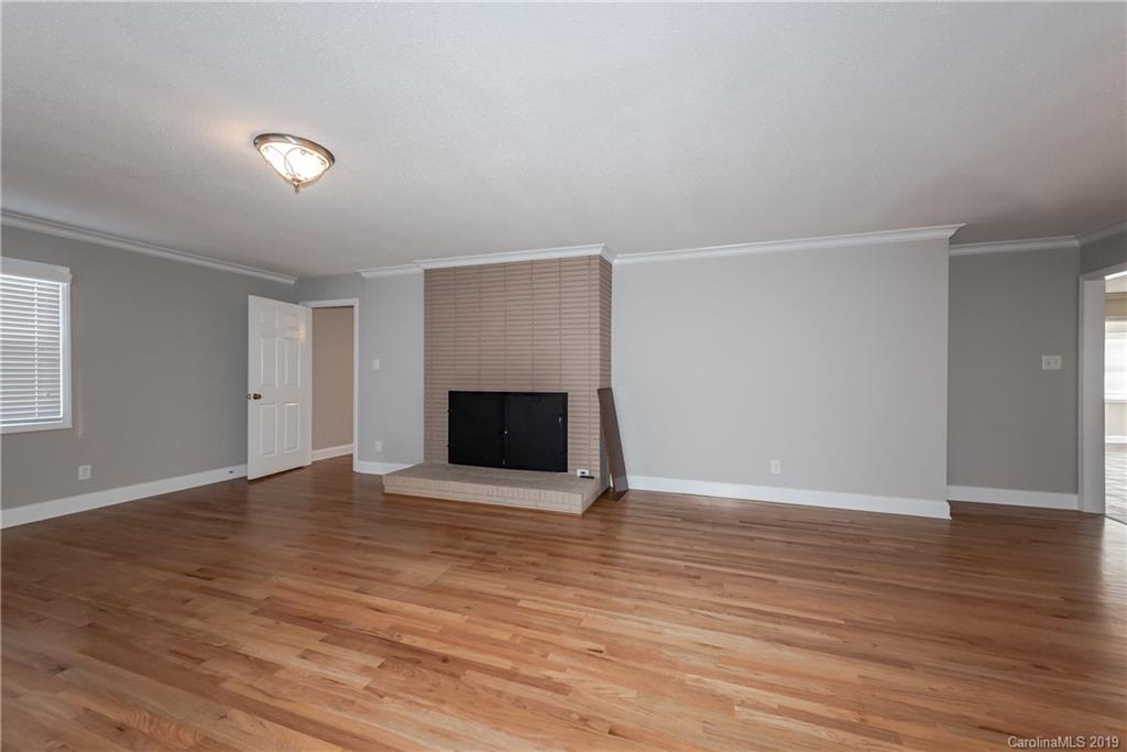5345 Roberta Road Harrisburg, NC 28075 - Photo 6 of 41 Gallery Image 6