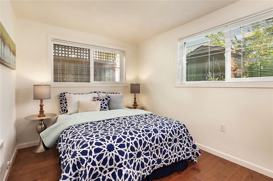 4232 Midvale Avenue North Seattle, WA 98103 - Photo 11 of 17 Gallery Image 11