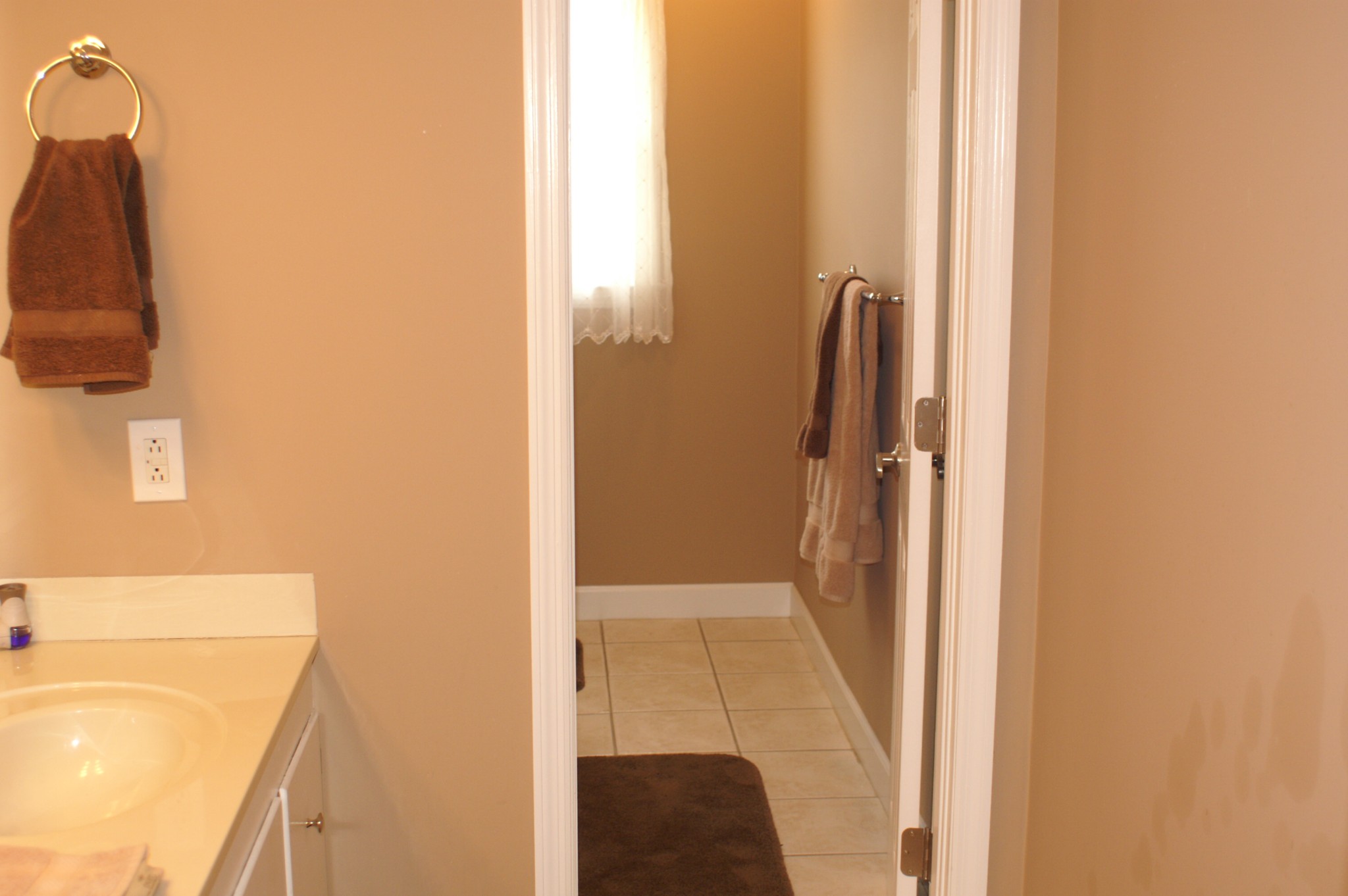 4765 Hickory Ridge Road Lebanon, TN 37087 - Photo 18 of 41 a view of bathroom