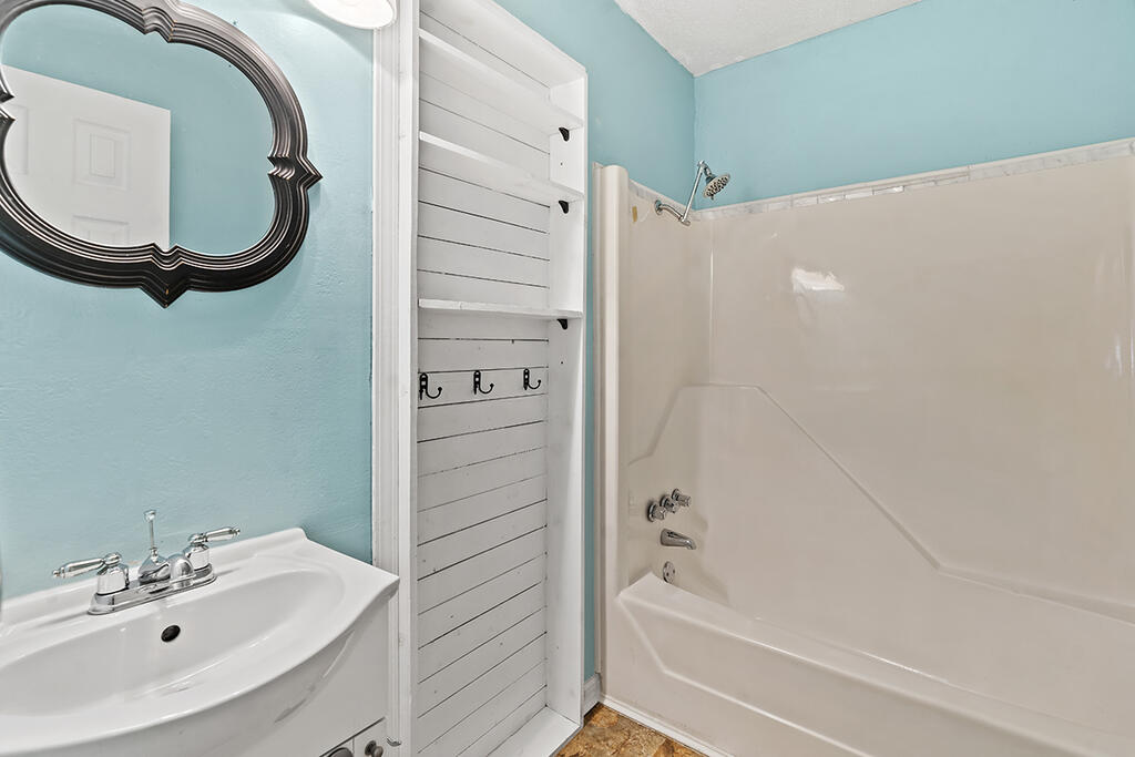 103 Ridgemont Court Greenwood, SC 29649 - Photo 11 of 18 Gallery Image 11