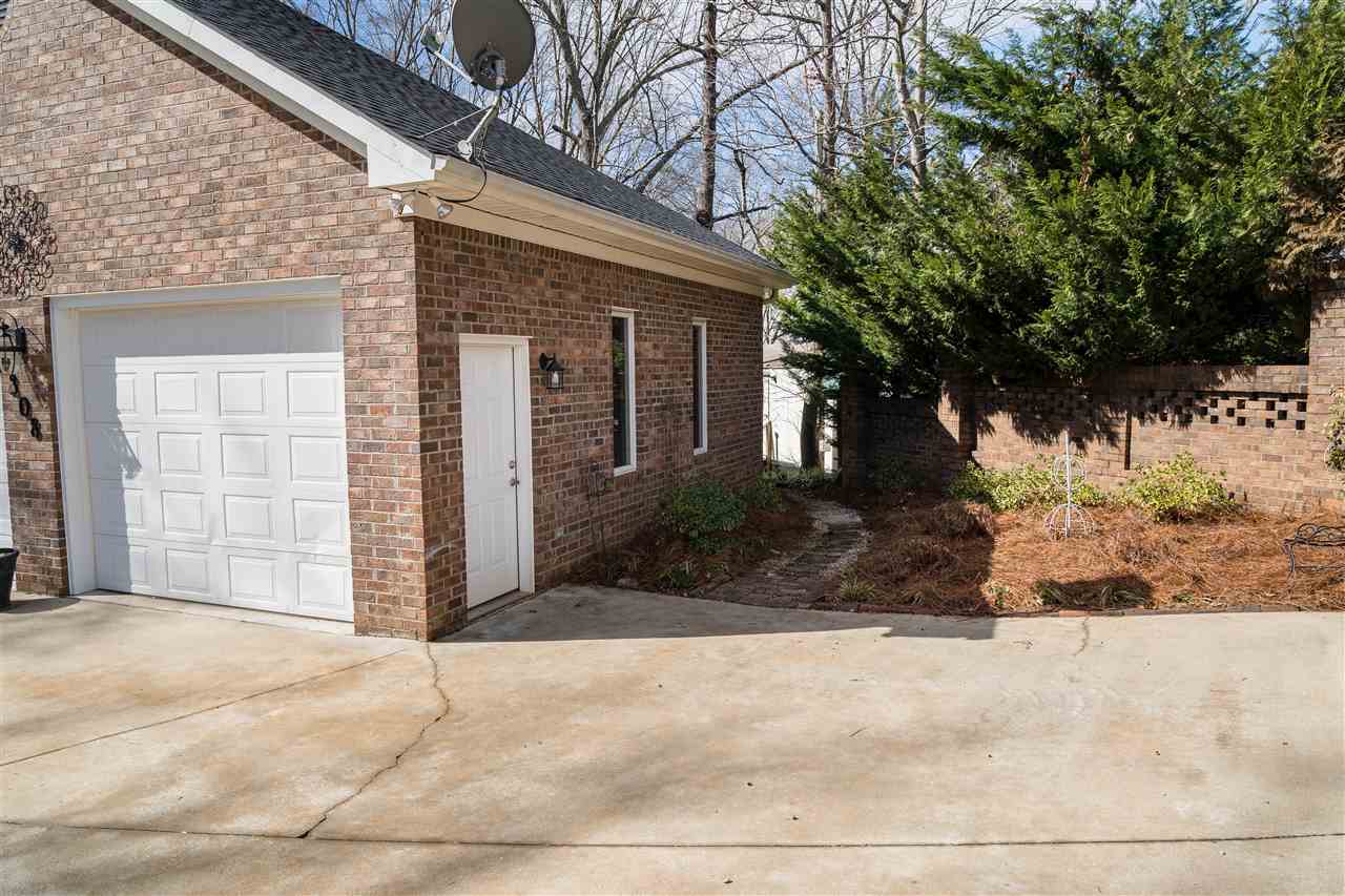308 Sunward Path Inman, SC 29349 - Photo 5 of 34