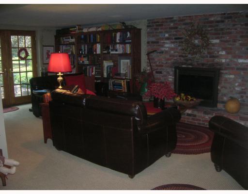 3139 Tray Road North Huntingdon, PA 15642 - Photo 6 of 8 Den/Family/Great Room.