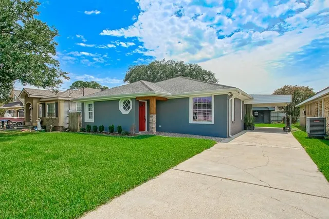 $269,900 | 2121 Margaret Lane, Meraux, LA 70075