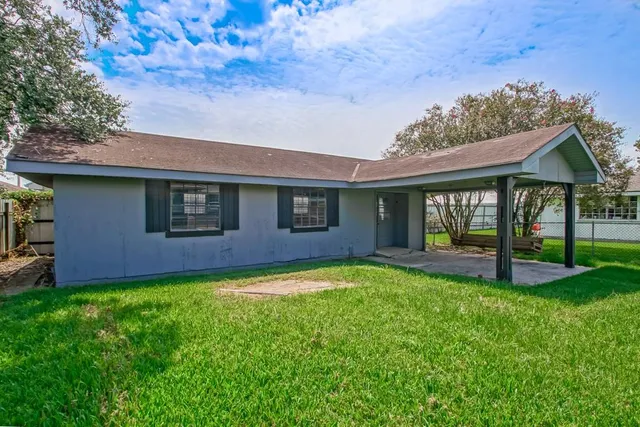 $269,900 | 2121 Margaret Lane, Meraux, LA 70075