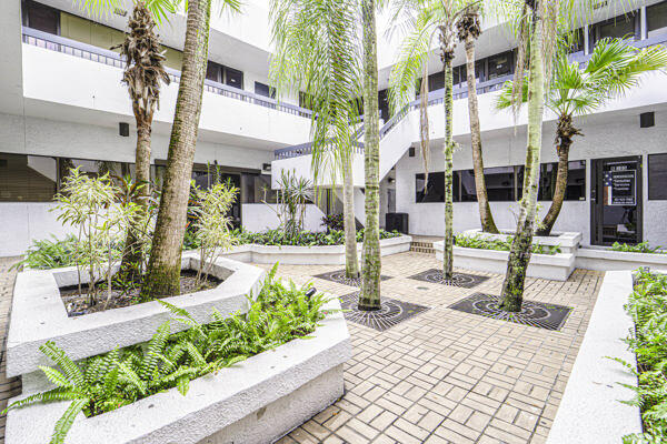 134199774480081496_134199774463481820_Co