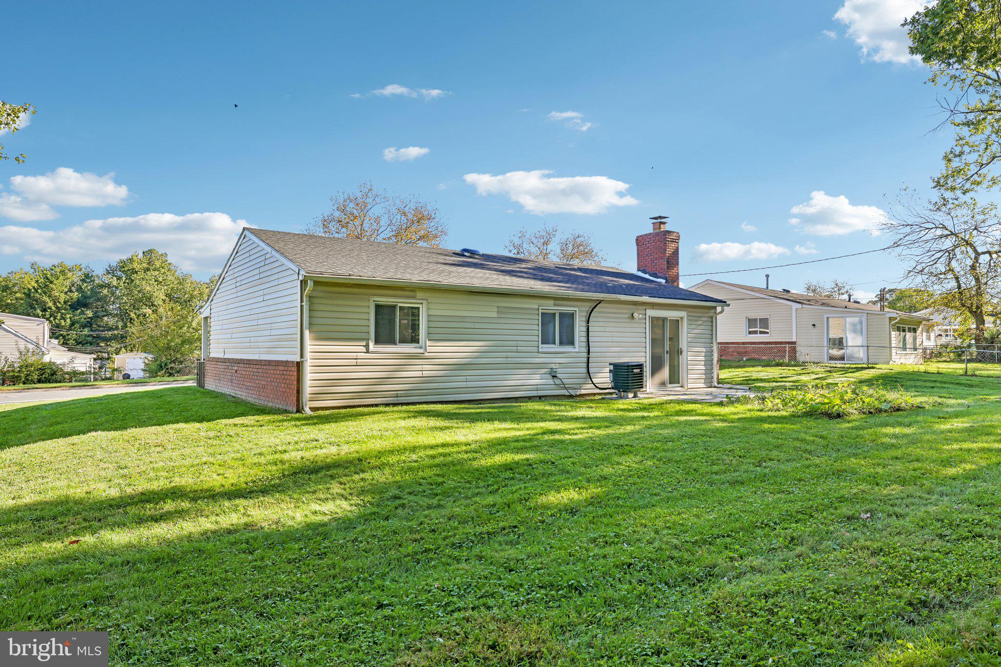 7121 Chamberlain Road Baltimore, MD 21244 - Photo 8 of 11 Gallery Image 8