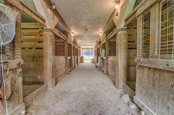 $1,950 | 1235 Wild Horse Creek Road, Wildwood, MO 63005