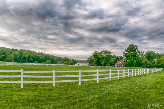 $1,950 | 1235 Wild Horse Creek Road, Wildwood, MO 63005