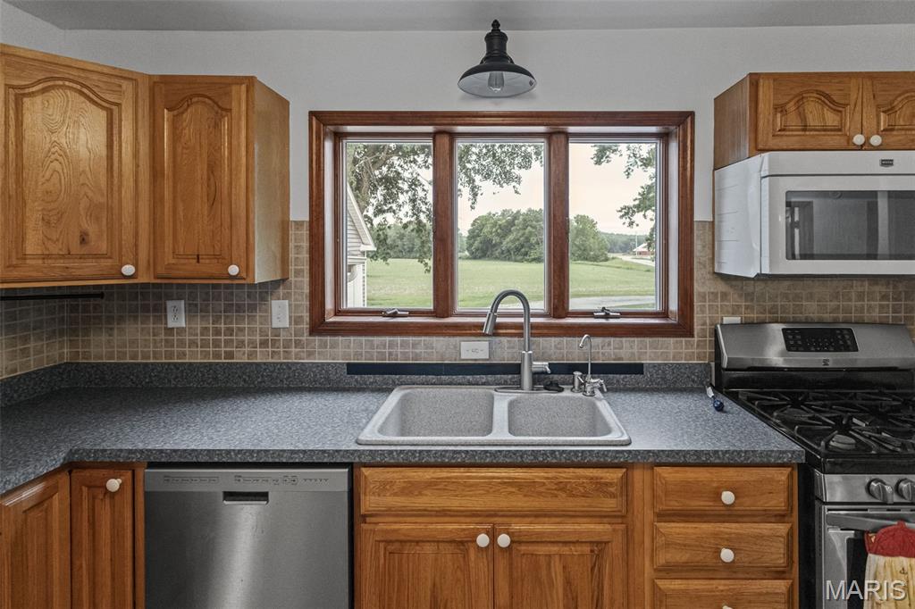27954 300th Street Barry, IL 62312 - Photo 23 of 92