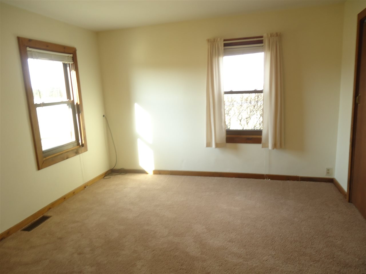 9333 East Windsor Road Selma, IN 47383 - Photo 8 of 26 Gallery Image 8