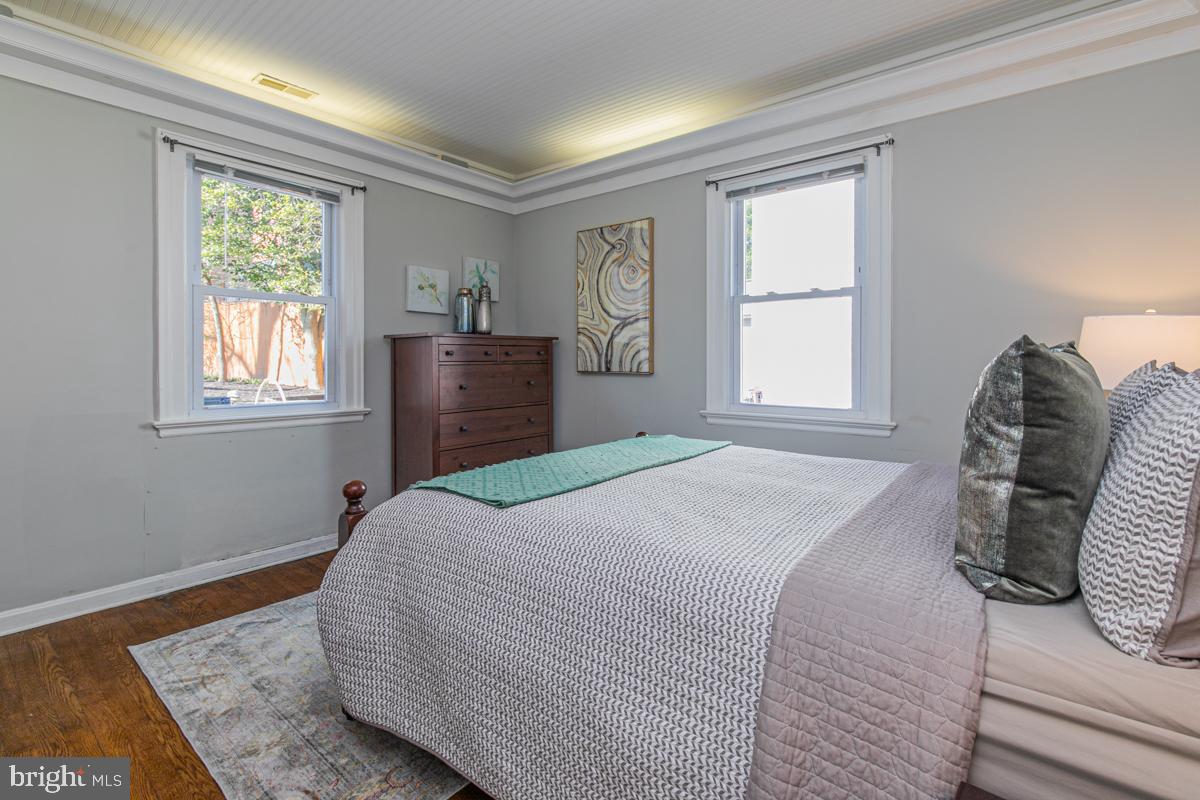 503 Schuyler Road Silver Spring, MD 20910 - Photo 14 of 31 Gallery Image 14