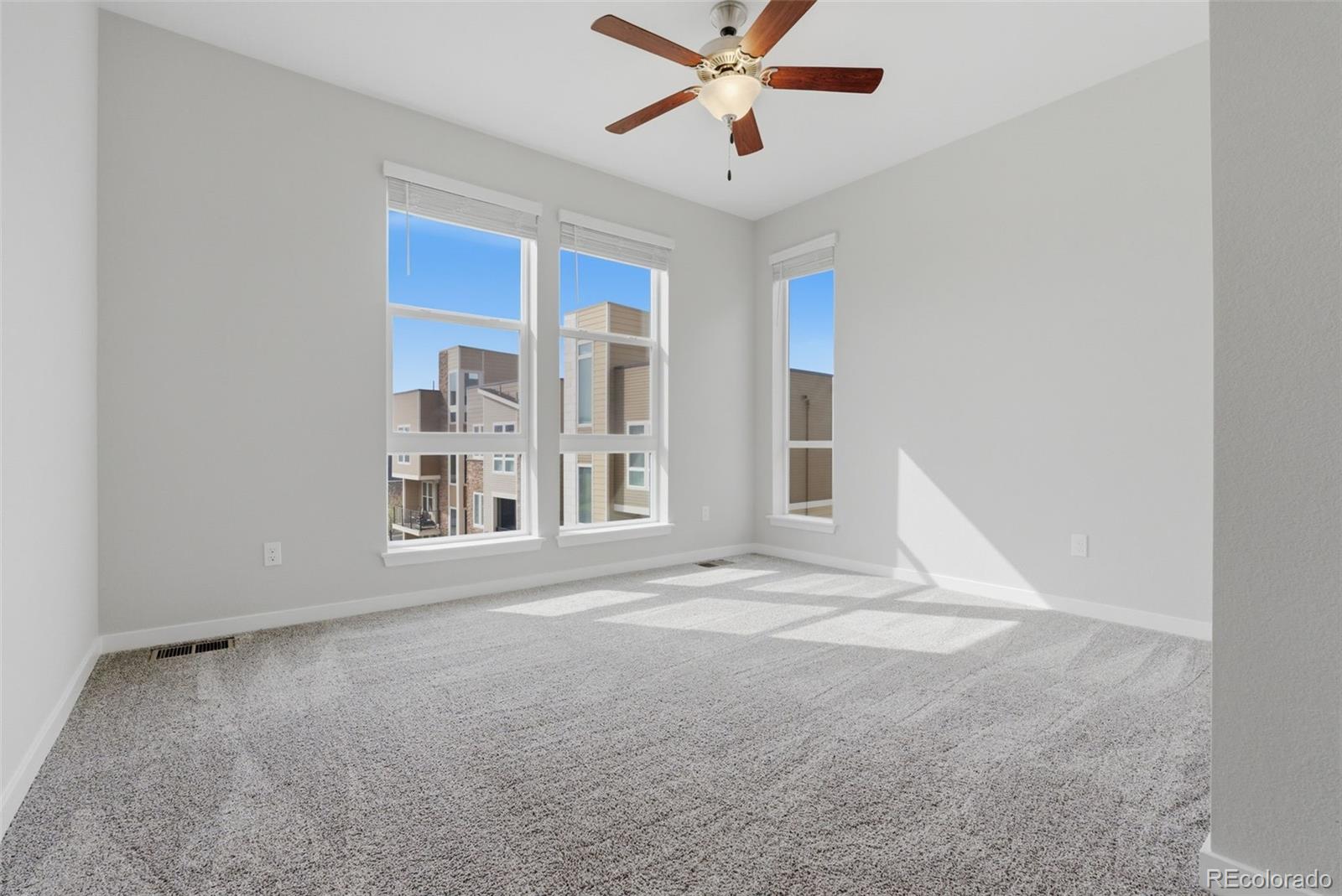 8343 Rivulet Point Highlands Ranch, CO 80129 - Photo 23 of 50