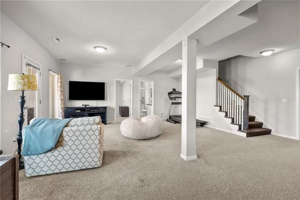 $720,000 | 12916 West 169th Street, Overland Park, KS 66221
