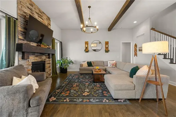 $720,000 | 12916 West 169th Street, Overland Park, KS 66221