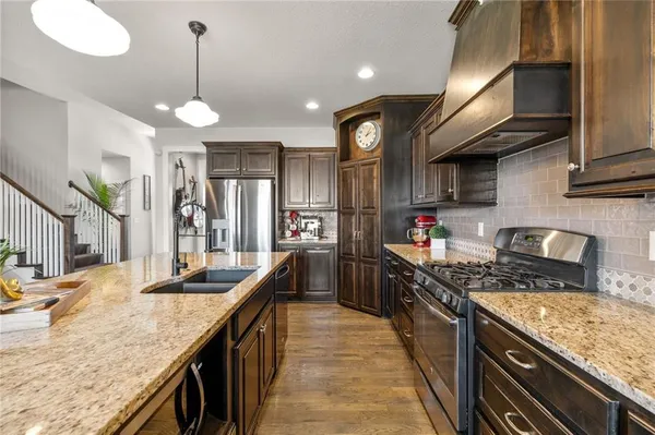 $720,000 | 12916 West 169th Street, Overland Park, KS 66221