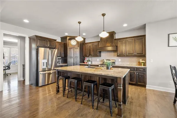 $720,000 | 12916 West 169th Street, Overland Park, KS 66221