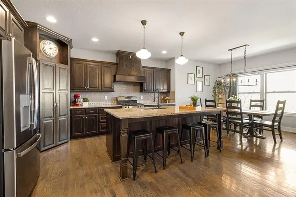 $720,000 | 12916 West 169th Street, Overland Park, KS 66221