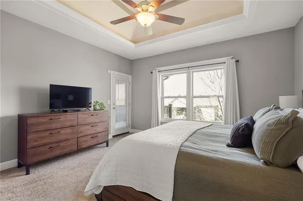 $720,000 | 12916 West 169th Street, Overland Park, KS 66221