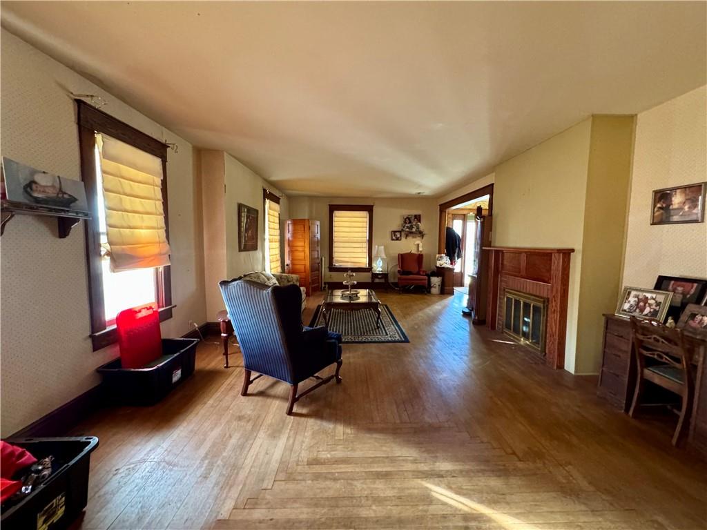 301 West Pine Street Columbus, KS 66725 - Photo 14 of 18