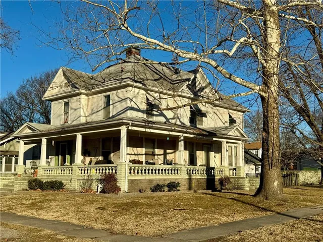 $95,000 | 301 West Pine Street, Columbus, KS 66725